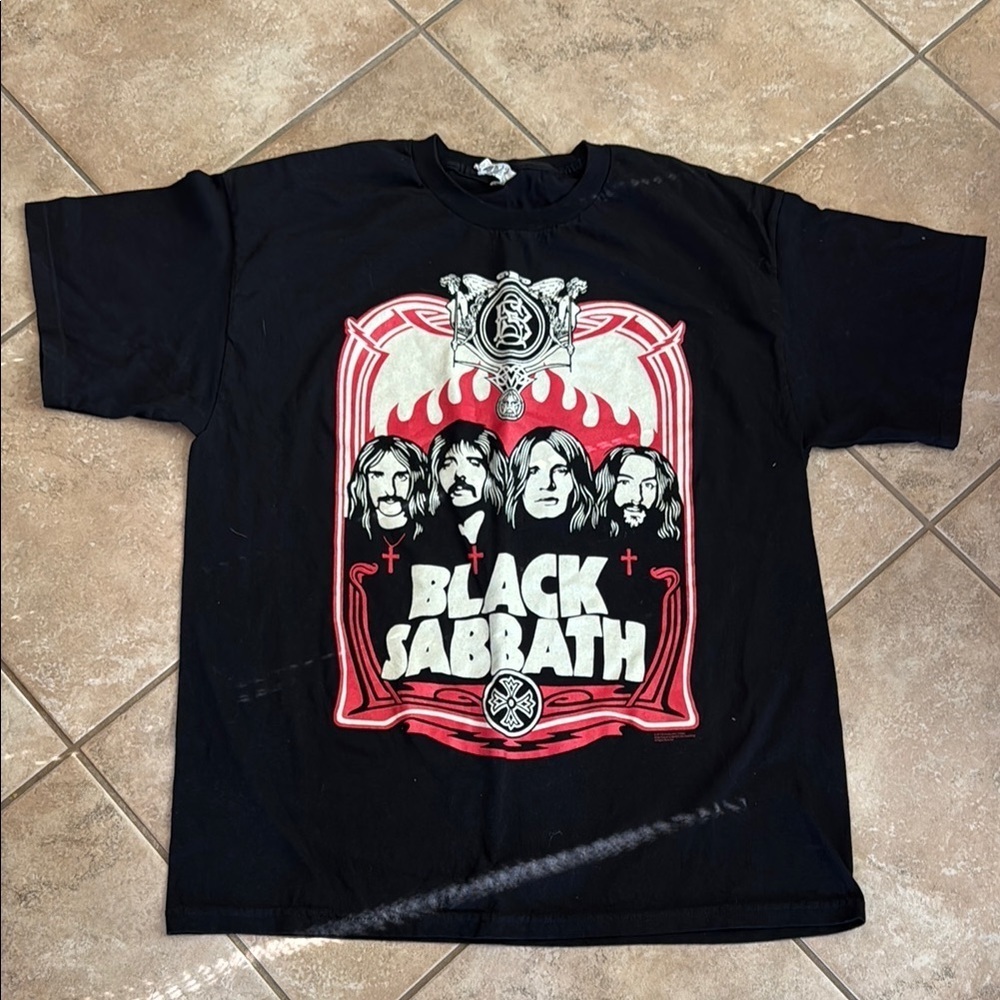 Alstyle Black and Red Short Sleeve Tee with Vintage Graphic